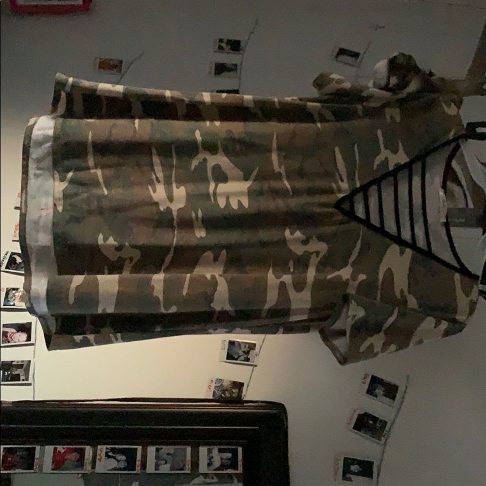 camo t-shirt